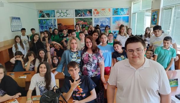 Peer to peer education at Kiril Hristov School (BG)